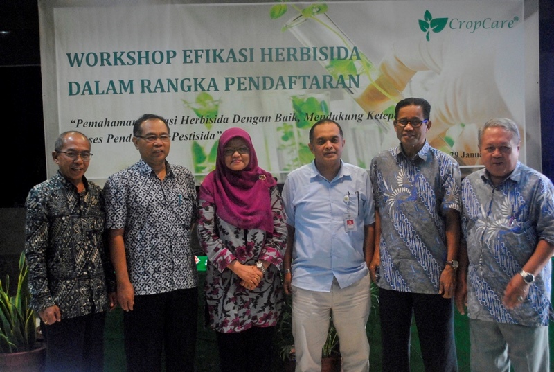 Workshop Efikasi Herbisida dalam Rangka Pendaftaran Herbisida